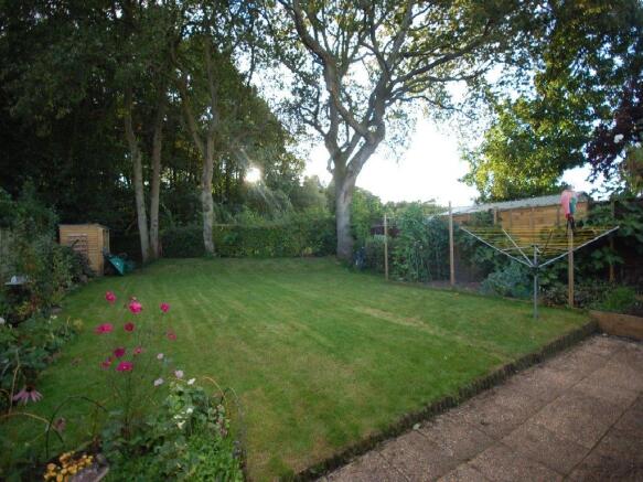 GARDEN 1