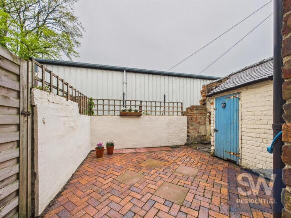 2 bed Terraced for sale Image 10