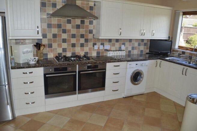 KITCHEN VIEW 2 