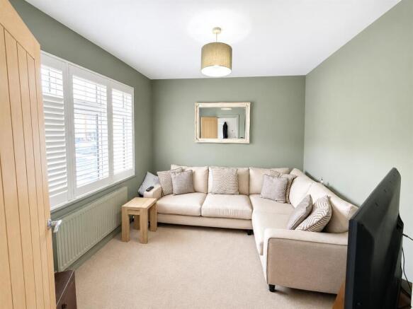 Living Room.jpg