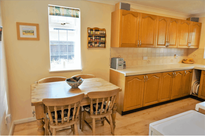 Kitchen / Breakfast