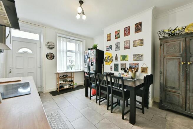 2 bed Terraced for sale Image 10