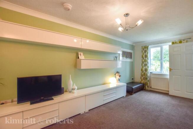 Living Room.jpg