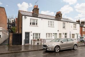 1, Gloucester Terrace, Crown Lane, London N14 5EU