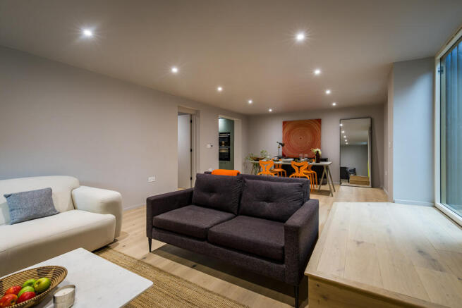 House. Partnership