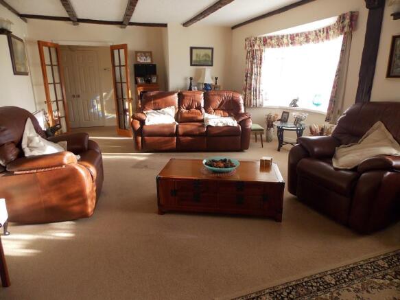 Lounge x2