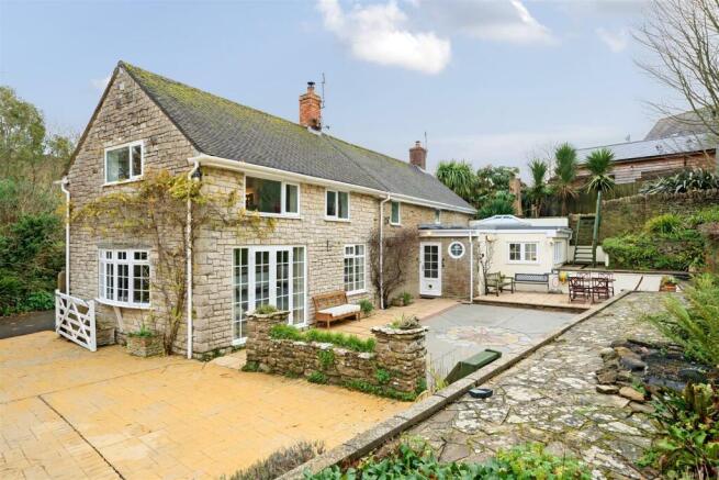 Back of the house 3.jpg