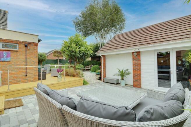GARDEN PATIO &...