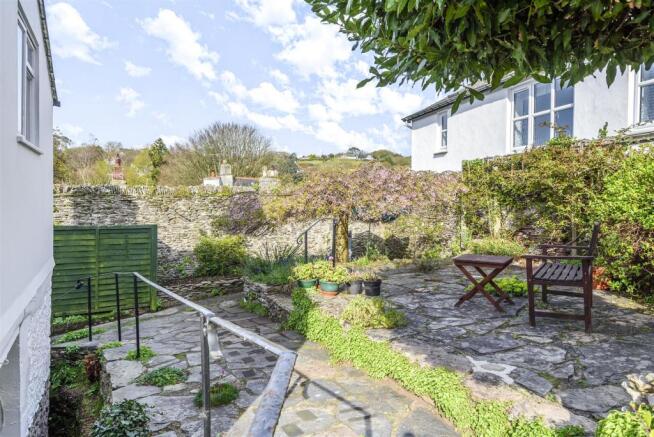 Garden Patio 3.jpg