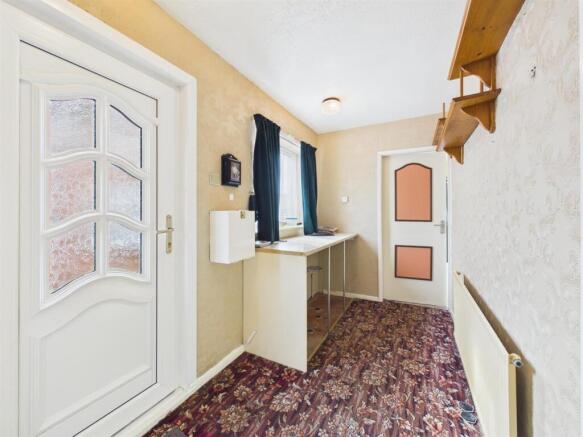 2 bed Semi-Detached Bungalow for sale Image 4