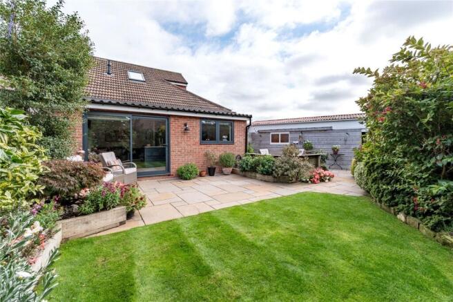 2 bed Bungalow for sale Image 9