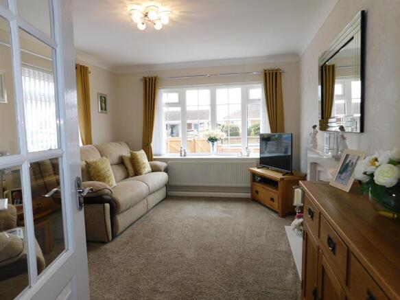 lounge 1