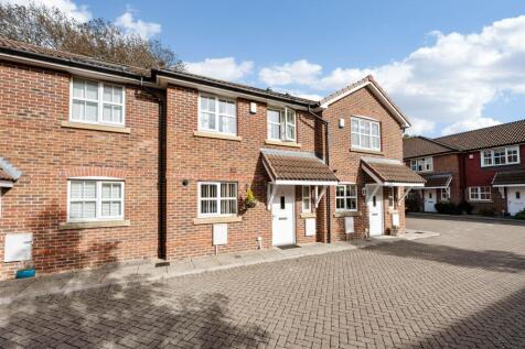 Fisher Mews, Christchurch, BH23