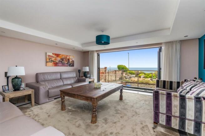 211 Marine Drive.JPG