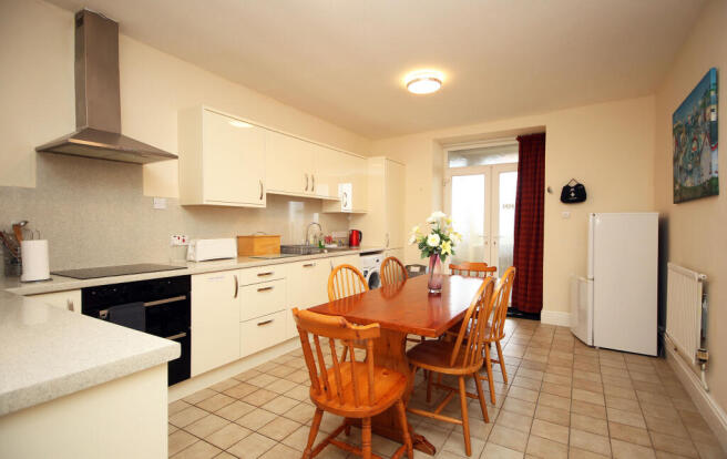 Flat 22, Plas Darien, Lon Isallt, Trearddur Bay, Anglesey LL65 2UP photo 4
