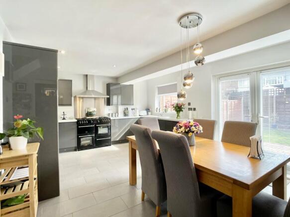 Kitchen Diner