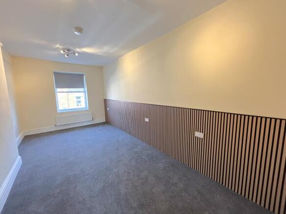 Room 1 (b)