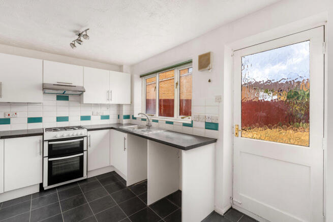 Winchester Close, Banbury - No onward chain photo 4