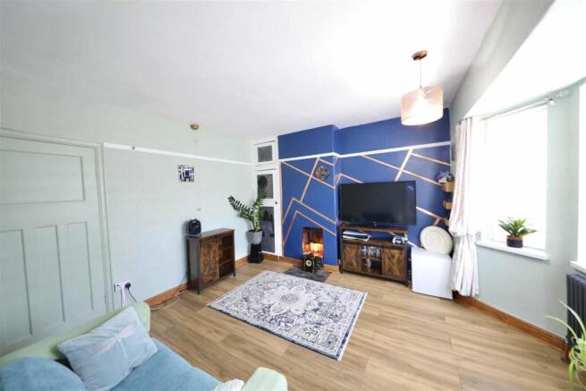 2 bed Terraced for sale Image 12