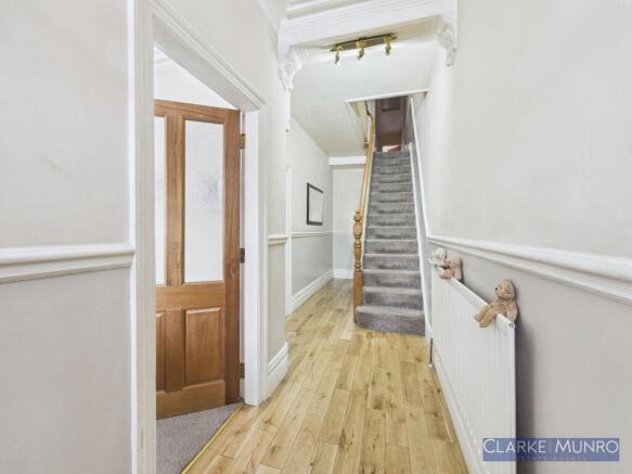 4 bed Terraced for sale Image 8