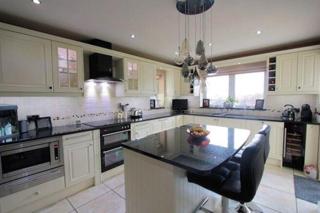 Kitchen 1