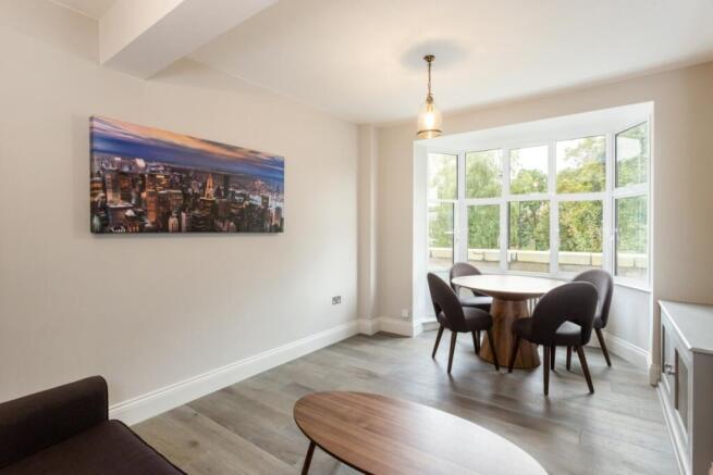 F4 Windsor Court ...