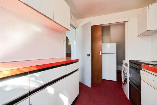 3 bed Detached for sale Image 5