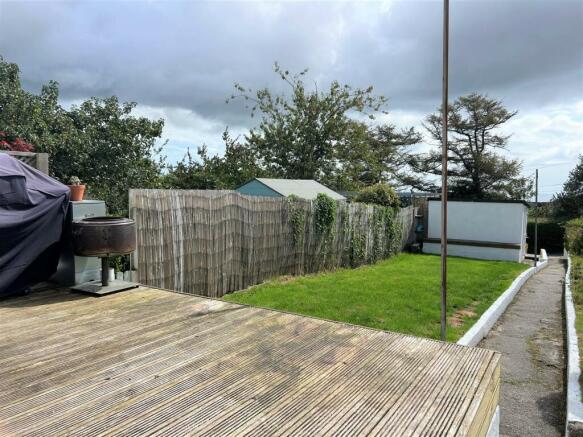 Front Garden Area