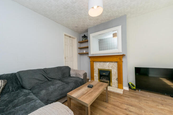 2 bed Semi-Detached for sale Image 7