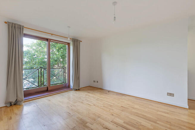 14 Carlton Place,...