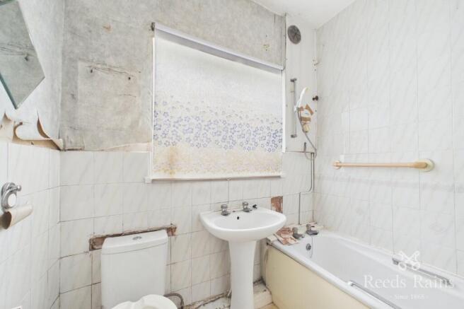 3 bed Terraced for sale Image 7