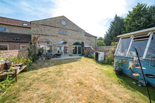 4 bed Terraced for sale Image 12