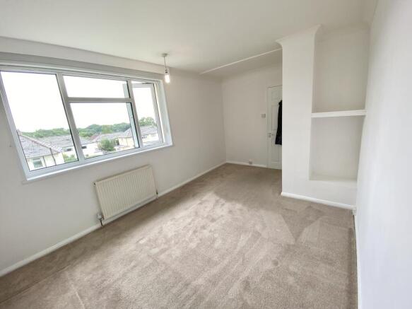 2 bed House to rent Image 9