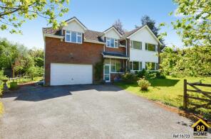 7, Tower Close, Berkhamsted HP4 3NF