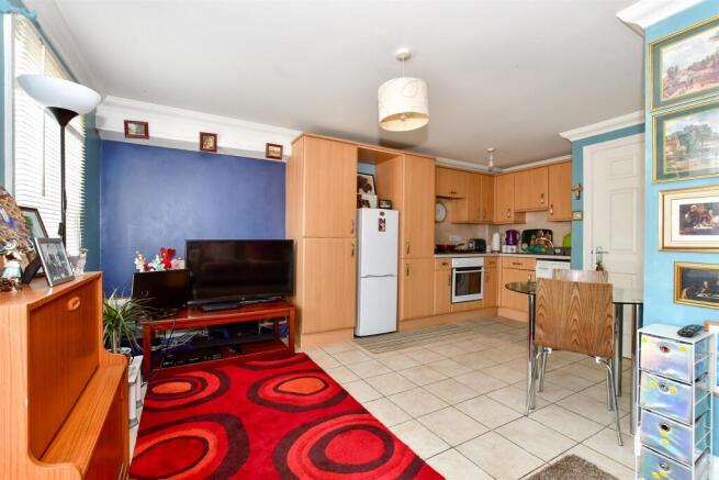Lounge/ Kitchen