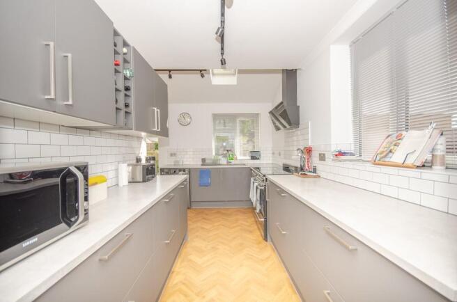 Kitchen.jpg