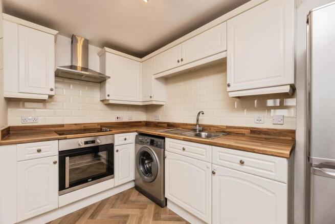 2 bed Apartment for sale Image 7