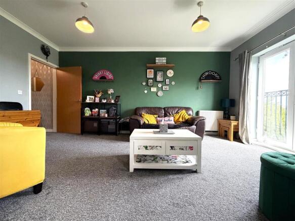 1 bed Apartment for sale Image 4