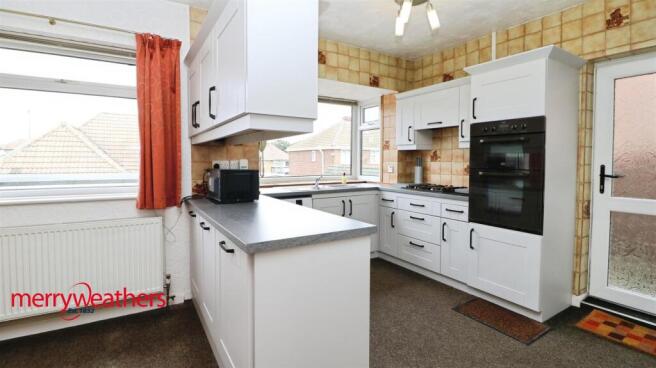 3 bed Detached Bungalow for sale Image 10