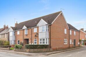 Flat 3, The Perrys, Aylesbury Road, Wendover HP22 6JN