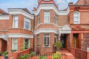 105, Barcombe Avenue, London SW2 3BQ