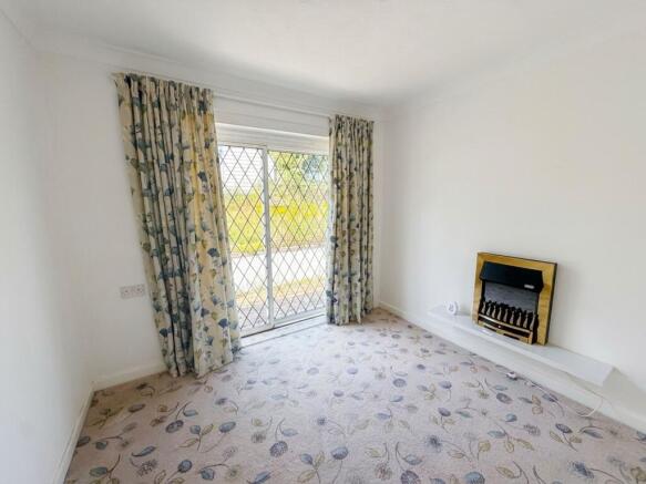 3 bed Semi-Detached Bungalow for sale Image 9