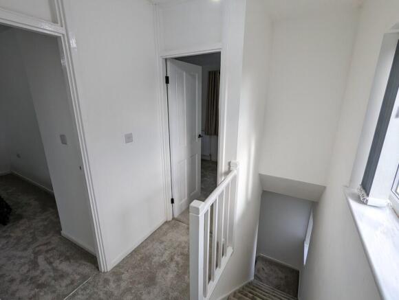 2 bed Semi-Detached to rent Image 12