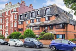 Flat 5, 18 Hove Lodge, Hove Street, Hove BN3 2TS