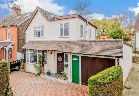 Woodlands Avenue, Redhill, Surrey
