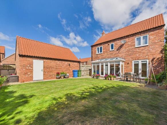 Medley Close, Leven, Beverley, East Riding Of Yorkshire, HU17 5PG photo 4
