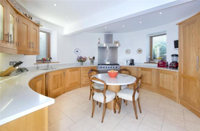 Kitchen/Breakfast Rm