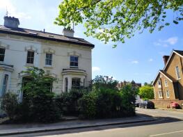 Flat 1, 21, Hatchlands Road, Redhill RH1 6AA
