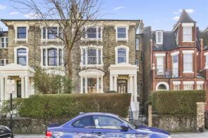 4, St Marks Mansions, Tollington Park, London N4 3QZ