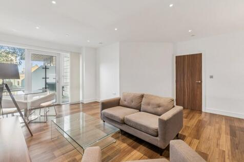 Vista House,
Dickens Yard, W5